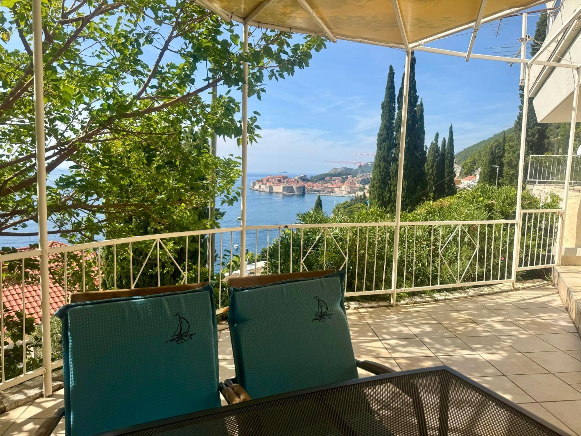 Perfect Sea View Terrace Apartment Zlatni Potok Dubrovnik Bagian luar foto